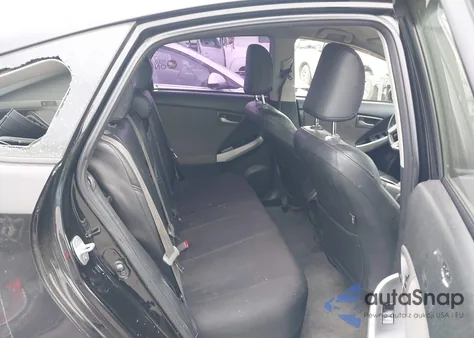 2013 Toyota Prius Three z USA, uszkodzony, nr VIN JTDKN3DU0D5632482